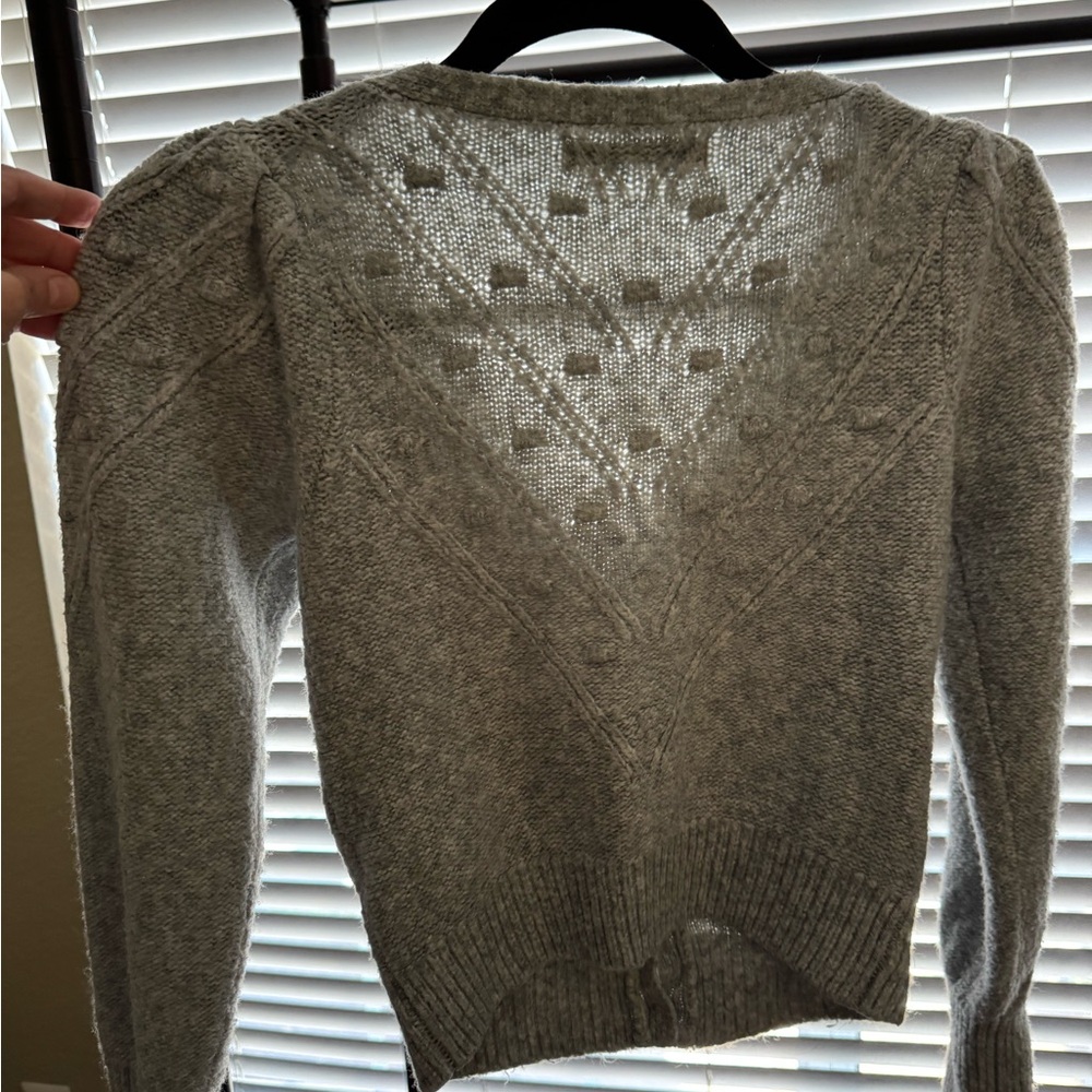 Abercrombie & Fitch grey  V-Neck Sweater - Picture 2 of 3